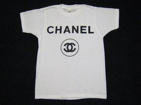 Chanel shirt Logos